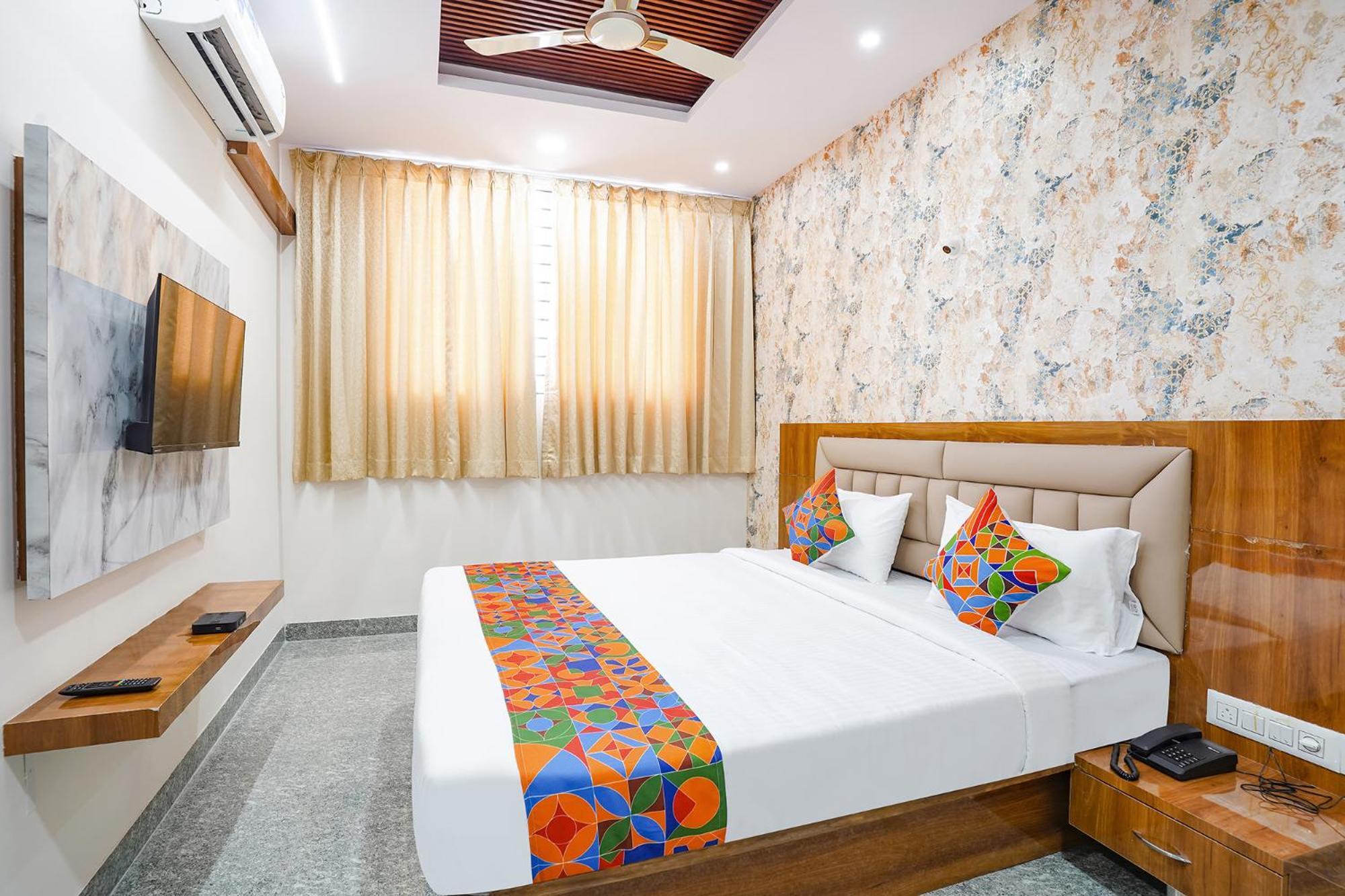 Fabhotel Platinum Palace - Nr Magadi Main Road بنغالور المظهر الخارجي الصورة