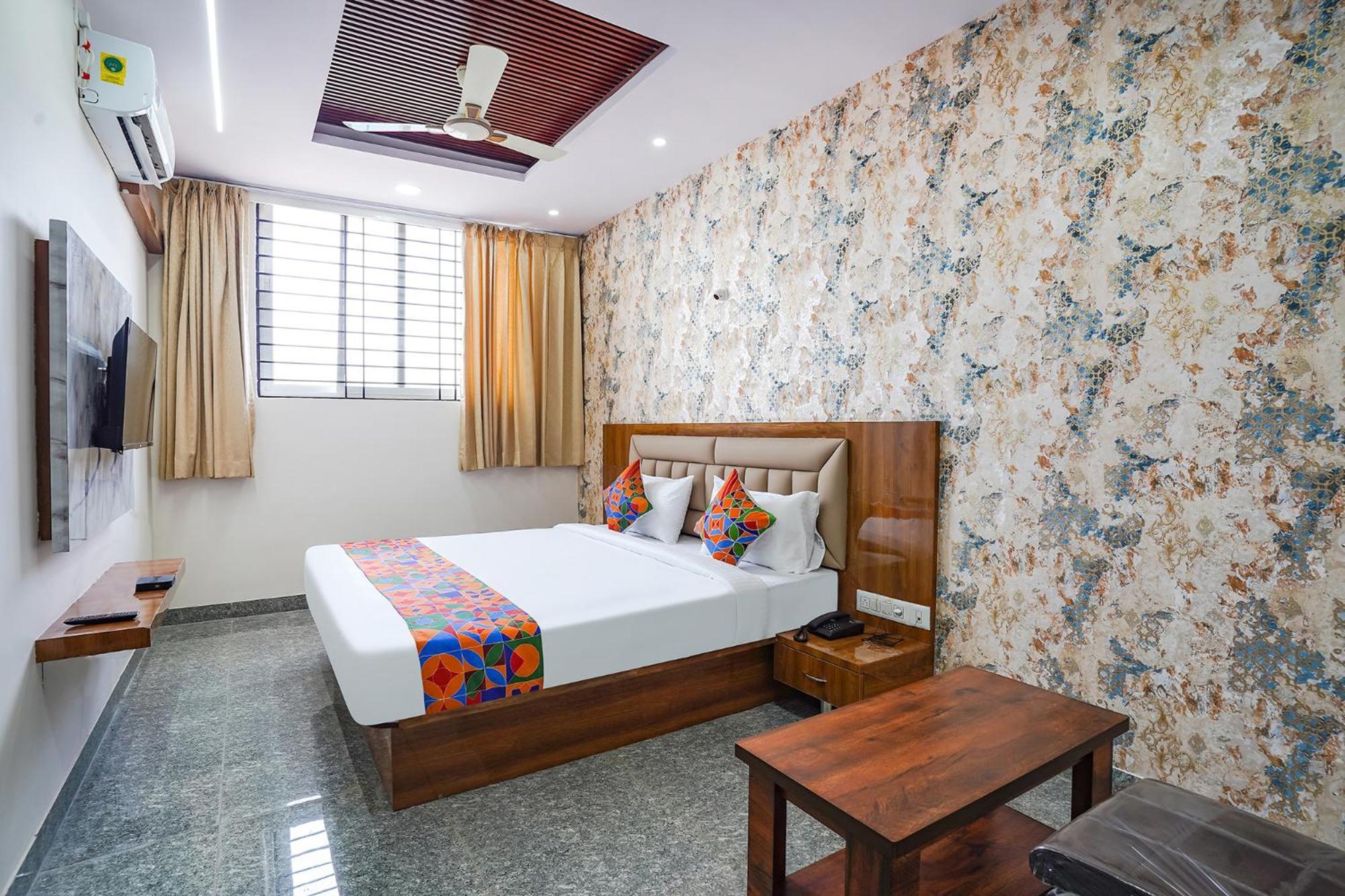 Fabhotel Platinum Palace - Nr Magadi Main Road بنغالور المظهر الخارجي الصورة