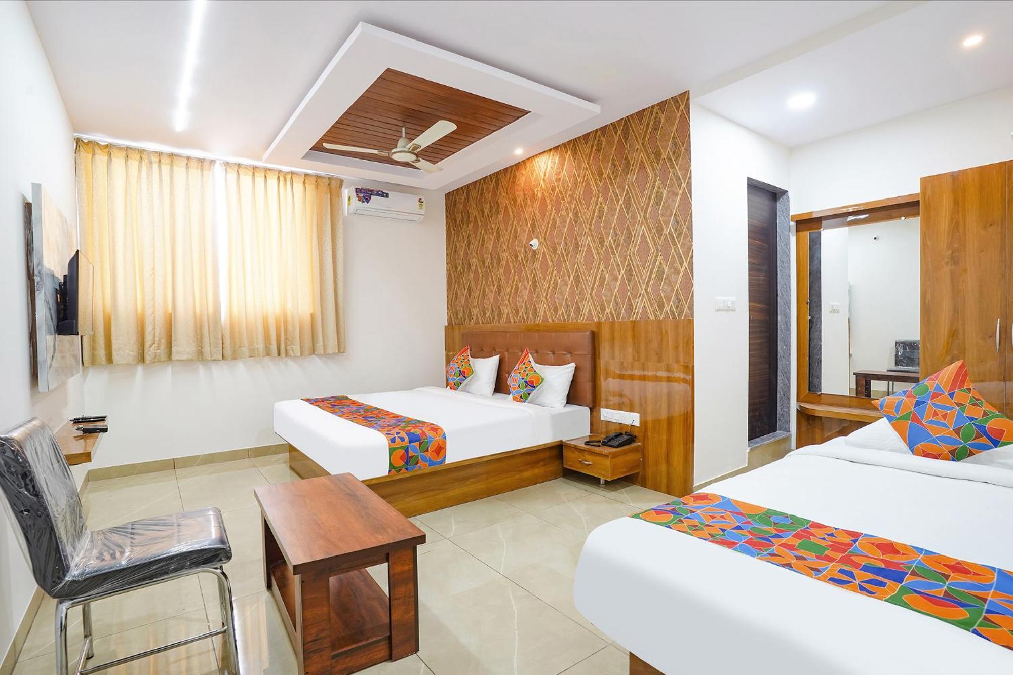 Fabhotel Platinum Palace - Nr Magadi Main Road بنغالور المظهر الخارجي الصورة